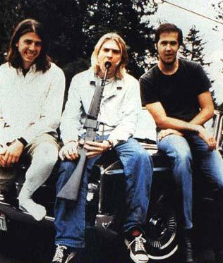 207959_1694544010112_1433160681_31630413_4101811_n (1)